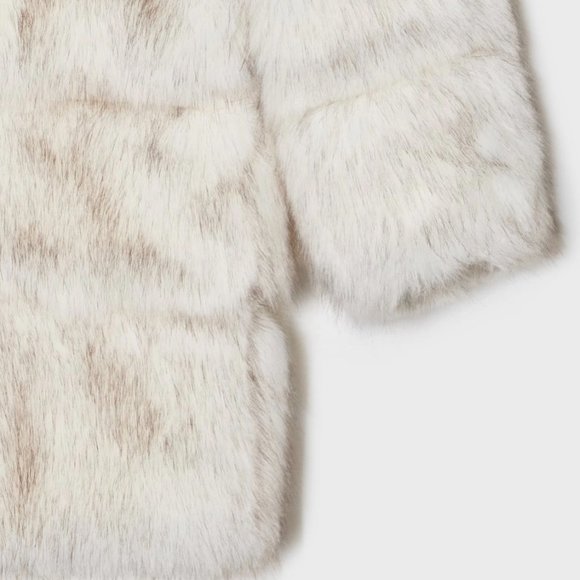 ZARA Women's Faux Fur Coat Steven Meisel(Light Beige, US M/EUR M) - Picture 5 of 11